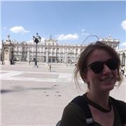 Laureata in biotecnologie mediche e farmaceutiche propone lezioni in ambito scientifico per studenti/laureandi